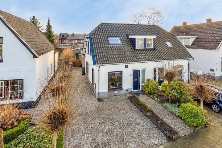 Foto 1 van Aluminiumweg 72