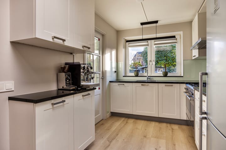 Foto 10 van Aluminiumweg 72