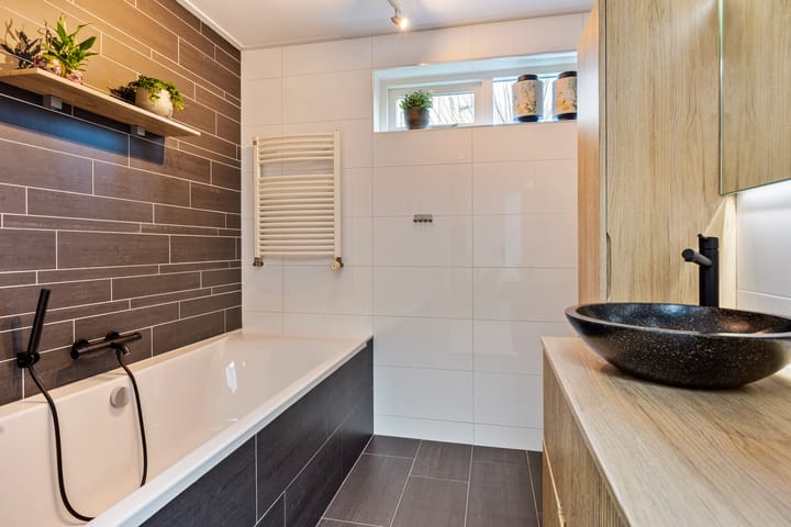 Foto 15 van Aluminiumweg 72