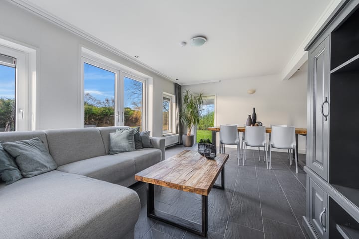 Photo 10 of Oosteinde 12-15