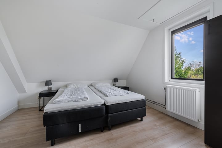 Photo 17 of Oosteinde 12-15