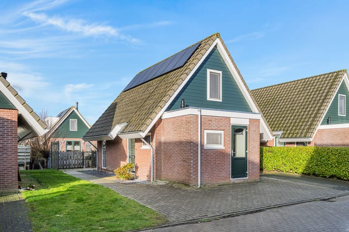 House for sale: Oosteinde 12-22 1674 NB Opperdoes [funda]