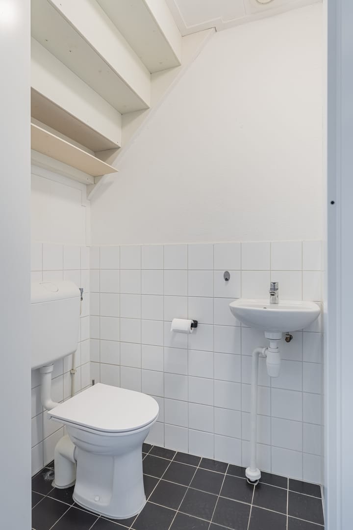 Photo 10 of Oosteinde 12-22