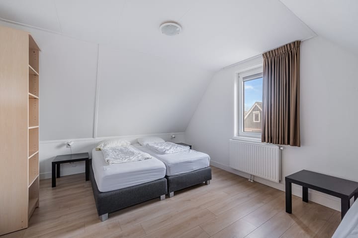 Photo 15 of Oosteinde 12-22