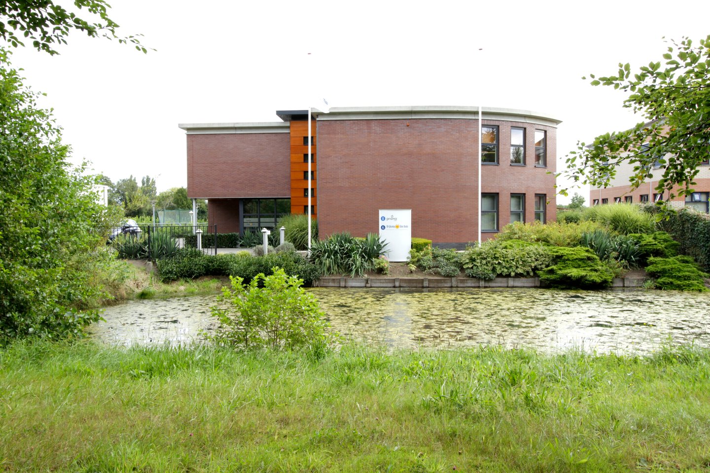 View photo 3 of Paasbosweg 8