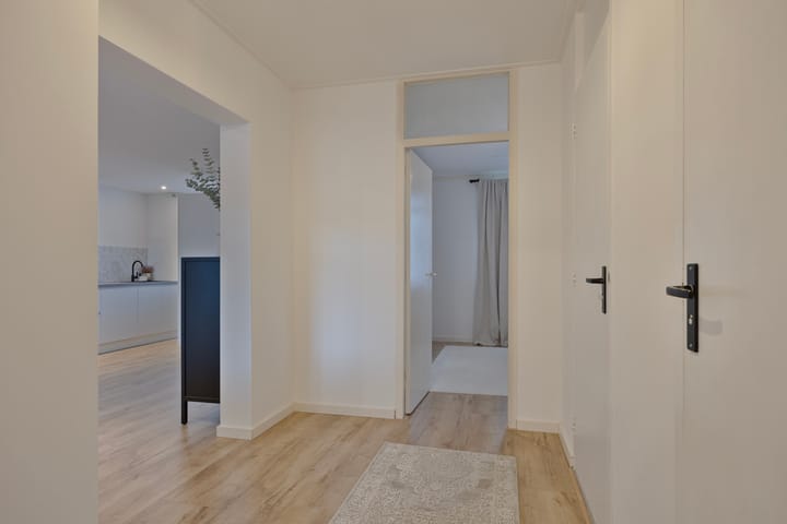 Foto 17 van Venusstraat 274