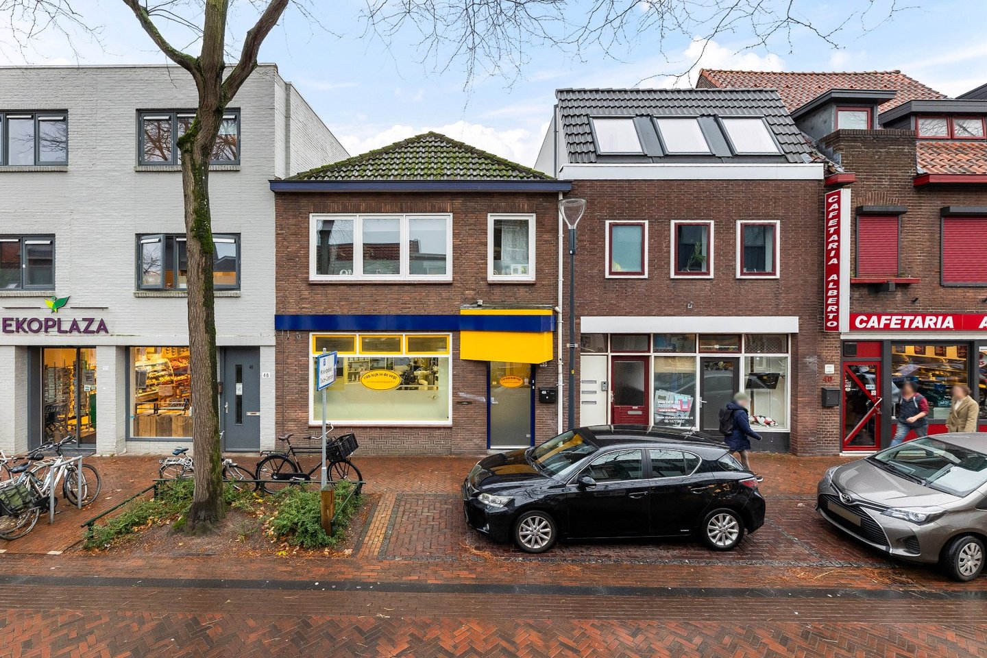 Bekijk foto 1 van Vechtstraat 46