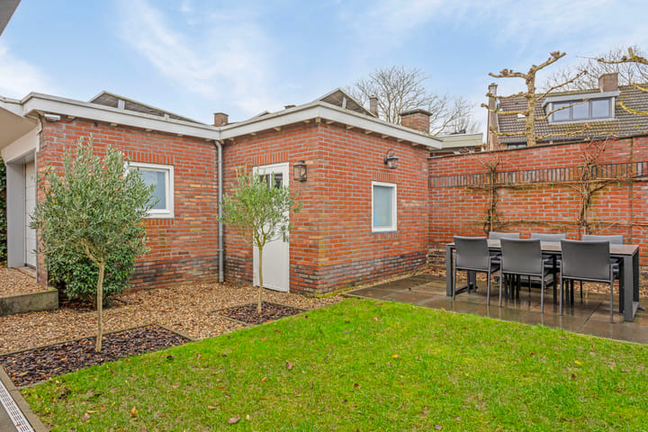 Photo 33 of Leyenbroekerweg 91