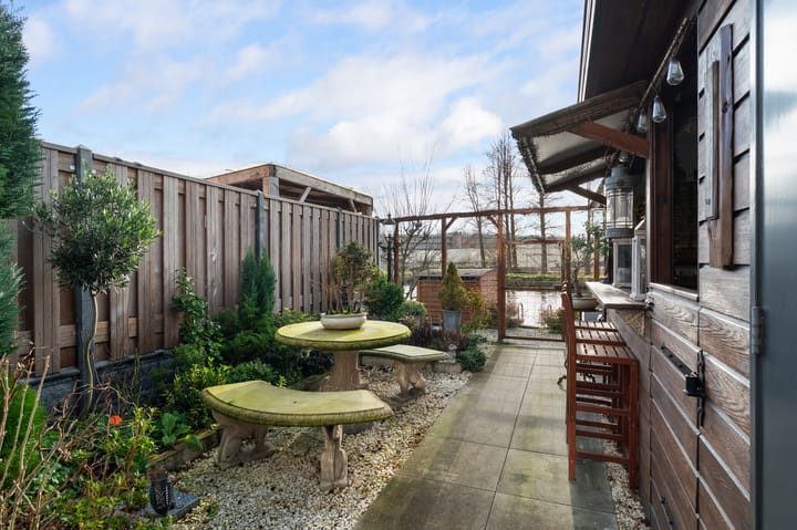 Photo 10 of Zestienhovensekade 376