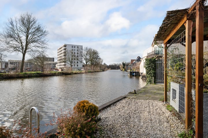 Photo 13 of Zestienhovensekade 376