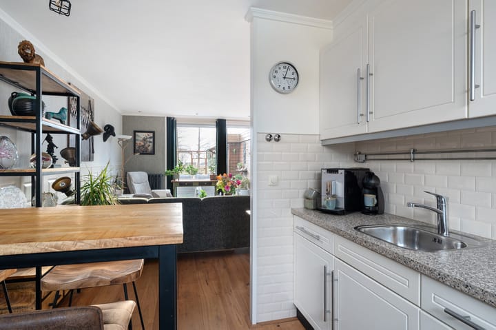 Photo 20 of Zestienhovensekade 376