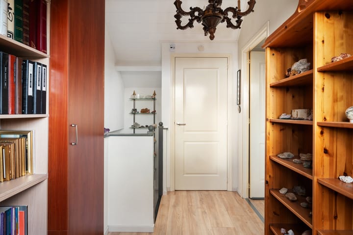 Photo 30 of Zestienhovensekade 376