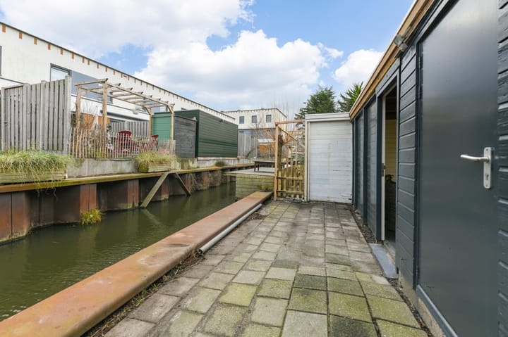 Foto 11 van Cornelis Roosstraat 15