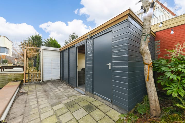 Foto 13 van Cornelis Roosstraat 15