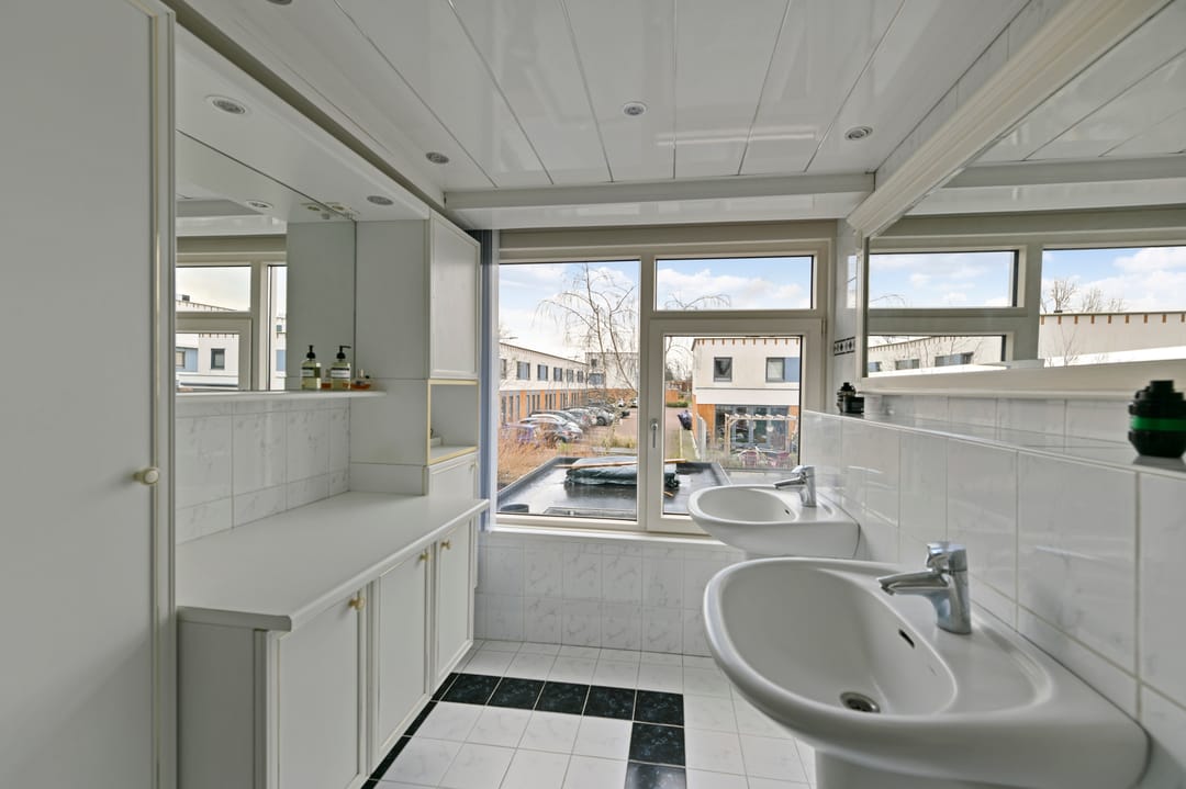 Foto 17 van Cornelis Roosstraat 15