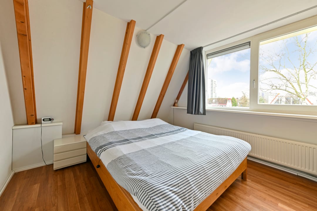 Foto 26 van Cornelis Roosstraat 15