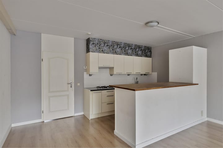 Foto 15 van Dinant Dijkhuisstraat 60