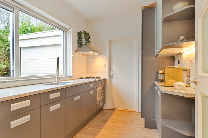 Foto 33 van Prins Bernhardlaan 66