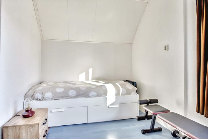 Foto 32 van Kennemerstraatweg 185