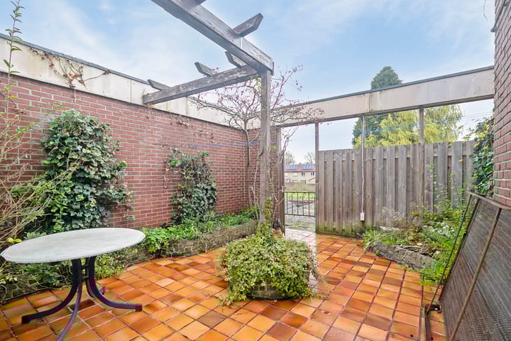 Foto 33 van Meterikseweg 66