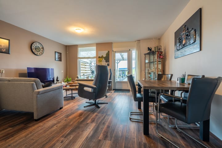 Foto 3 van Zwaluwoever 61