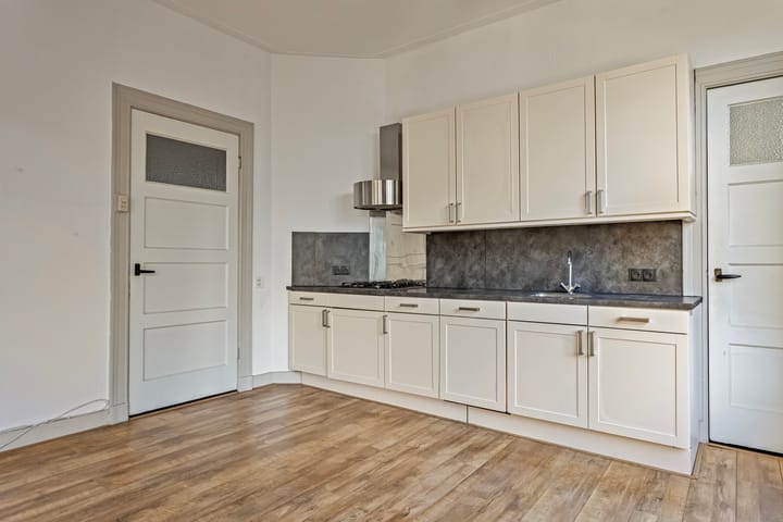 Foto 22 van Staringstraat 27