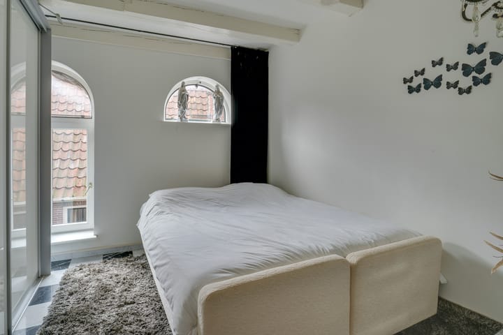 Photo 14 of Sint Annastraat 4-A