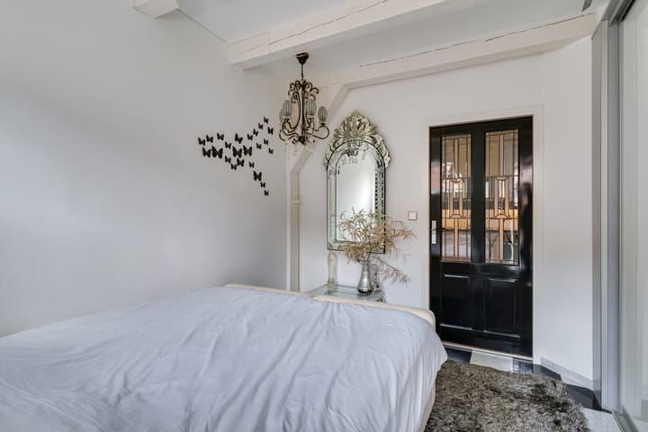 Photo 16 of Sint Annastraat 4-A