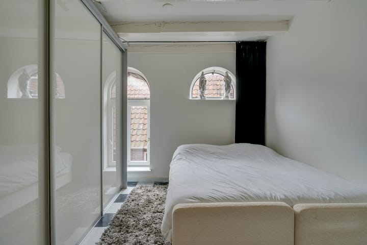 Photo 15 of Sint Annastraat 4-A