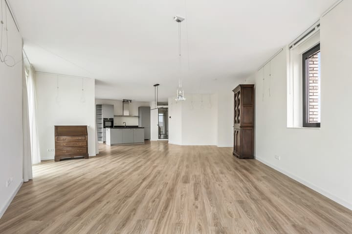 Foto 8 van Nathaliegang 73-L