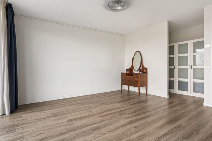 Foto 16 van Nathaliegang 73-L