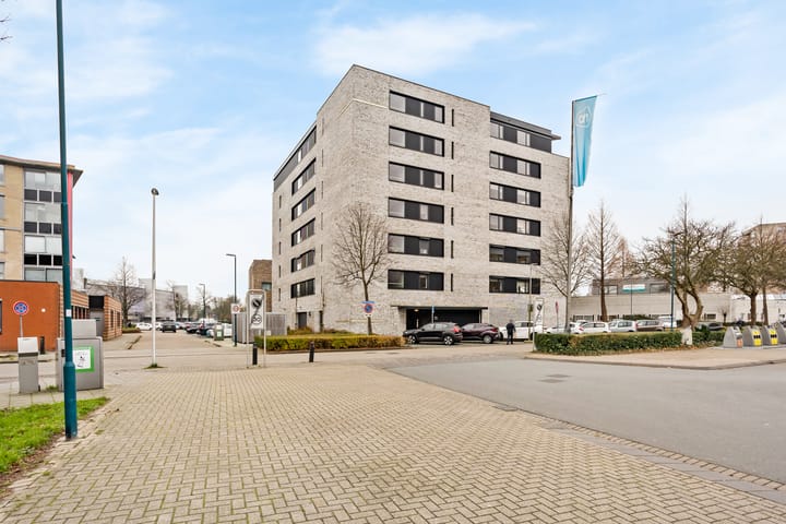 Foto 28 van Nathaliegang 73-L