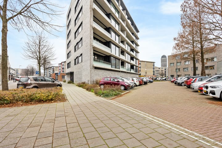 Foto 32 van Nathaliegang 73-L