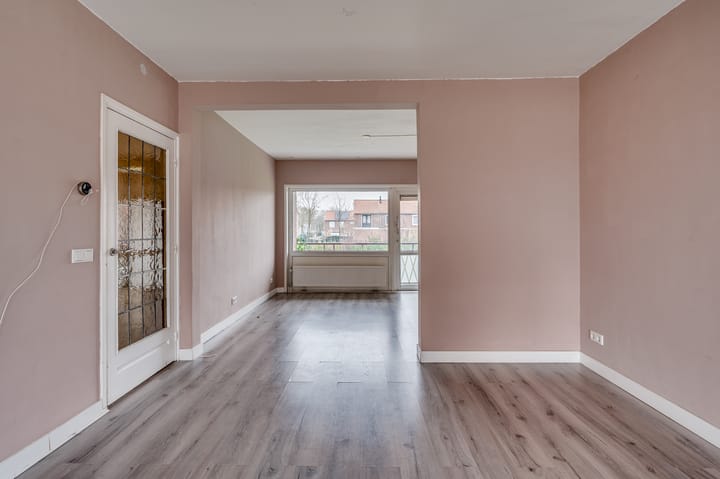 Foto 10 van Staringstraat 25