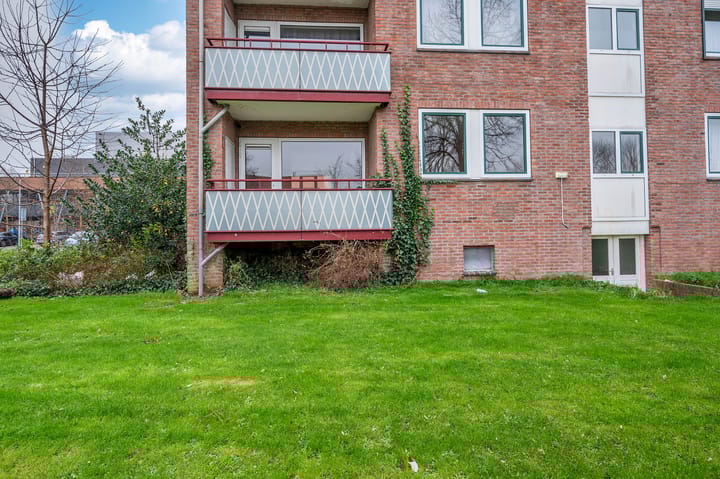 Foto 13 van Staringstraat 25