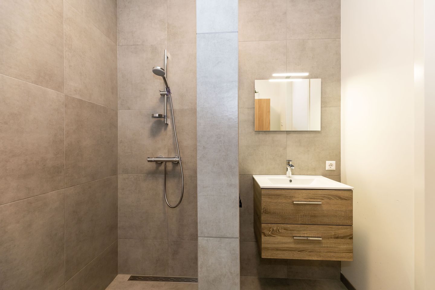 Foto 25 van Molenstraat 95