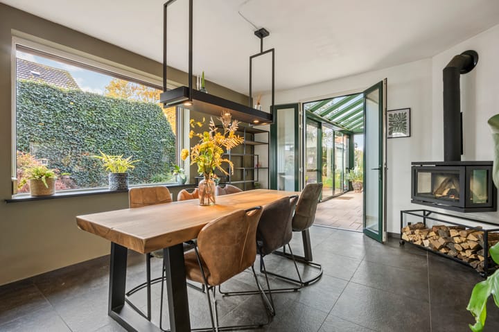 Photo 2 of Hombergstraat 9