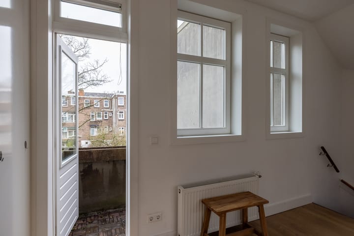 Foto 9 van Luzacstraat 21-A