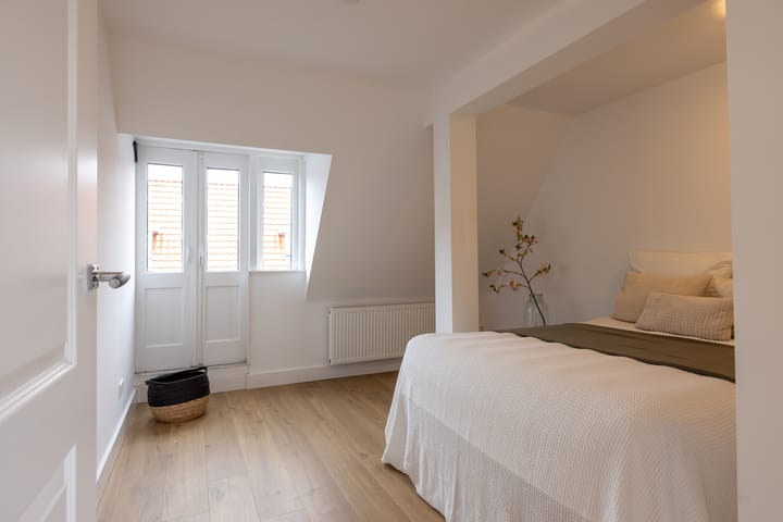 Foto 31 van Luzacstraat 21-A