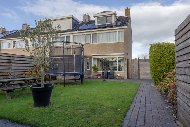 Photo 2 of Jelgersmastraat 10