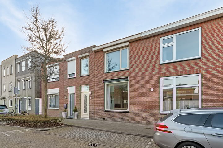 Foto 5 van Pastoor Van Eekelenstraat 3