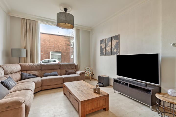 Foto 9 van Pastoor Van Eekelenstraat 3