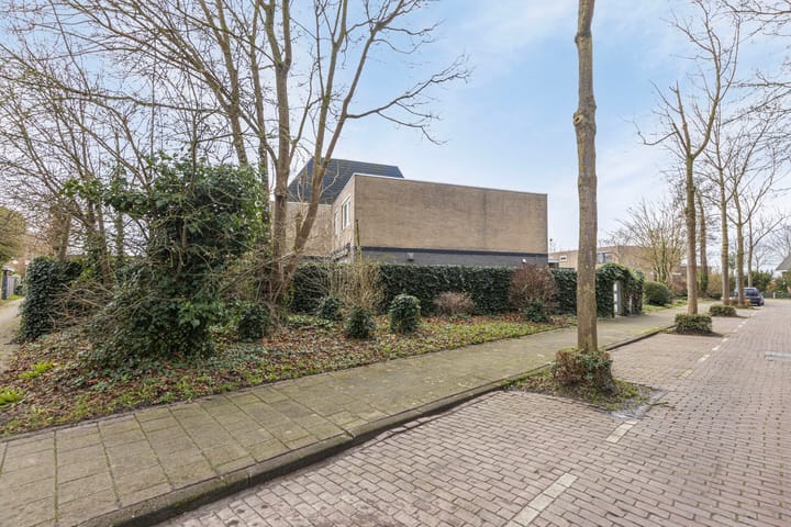 Foto 29 van Van Kleffenslaan 131