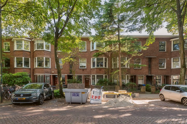 Foto 2 van Caan van Necklaan 116