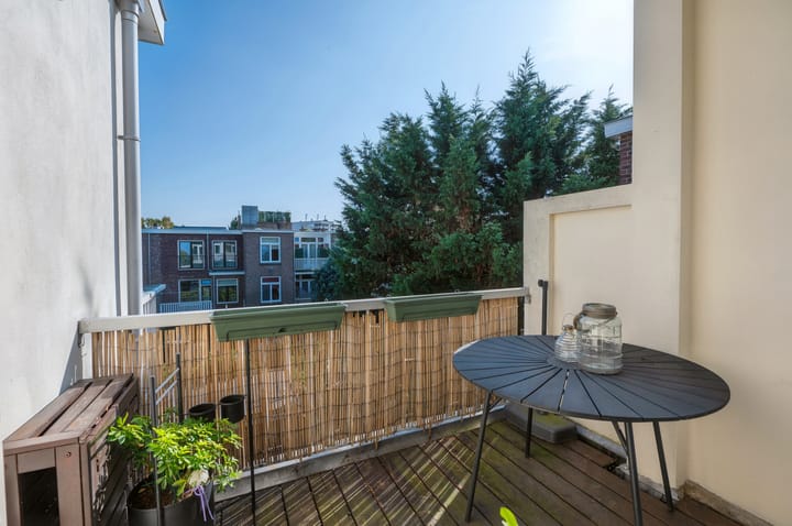 Foto 4 van Caan van Necklaan 116