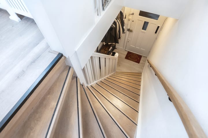 Foto 6 van Caan van Necklaan 116