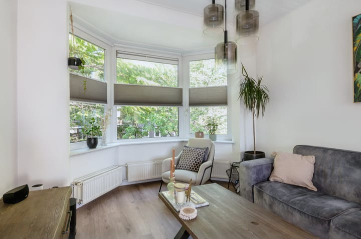 Foto 11 van Caan van Necklaan 116