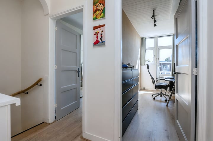 Foto 21 van Caan van Necklaan 116