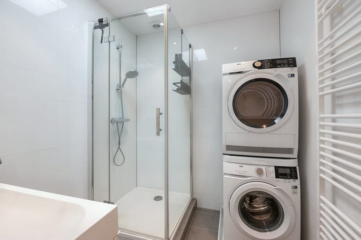 Foto 27 van Caan van Necklaan 116