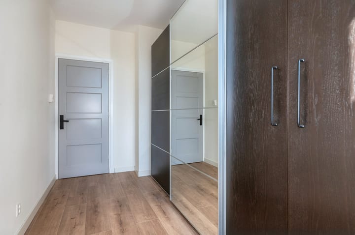 Foto 35 van Caan van Necklaan 116